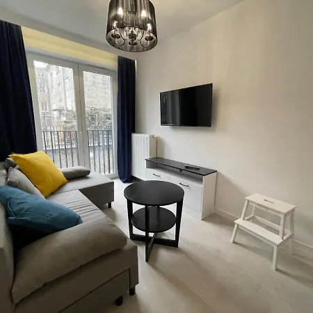 Smart Kamienica Grochow With Free Parking * Varšava