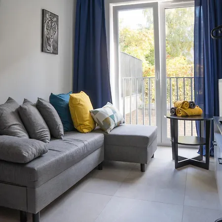 Smart Kamienica Grochow With Free Parking