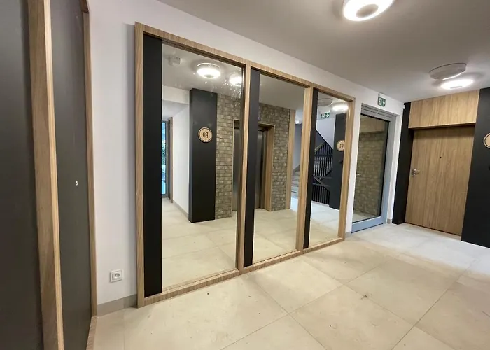 Smart Kamienica Grochow With Free Parking